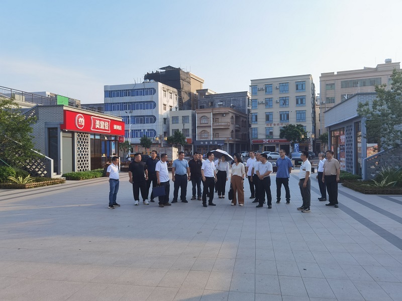 1726199143292917.jpg 高州市考察組到廟街參觀學習.jpg